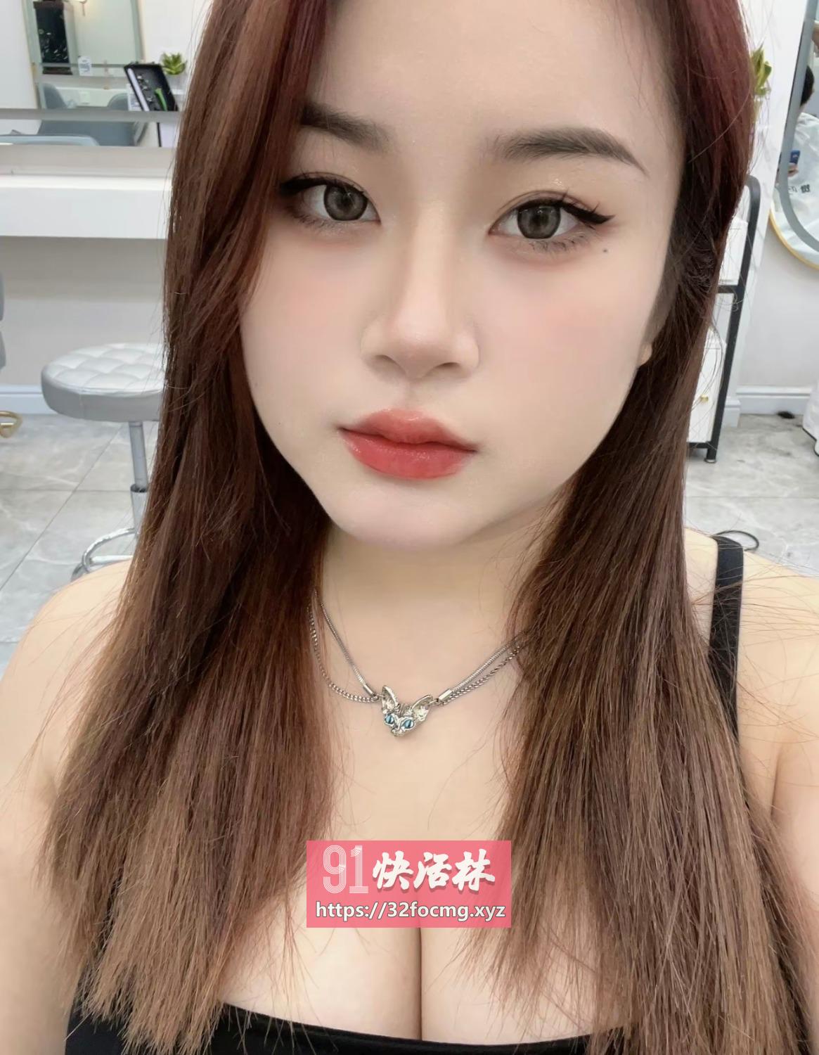 体验微胖小美女