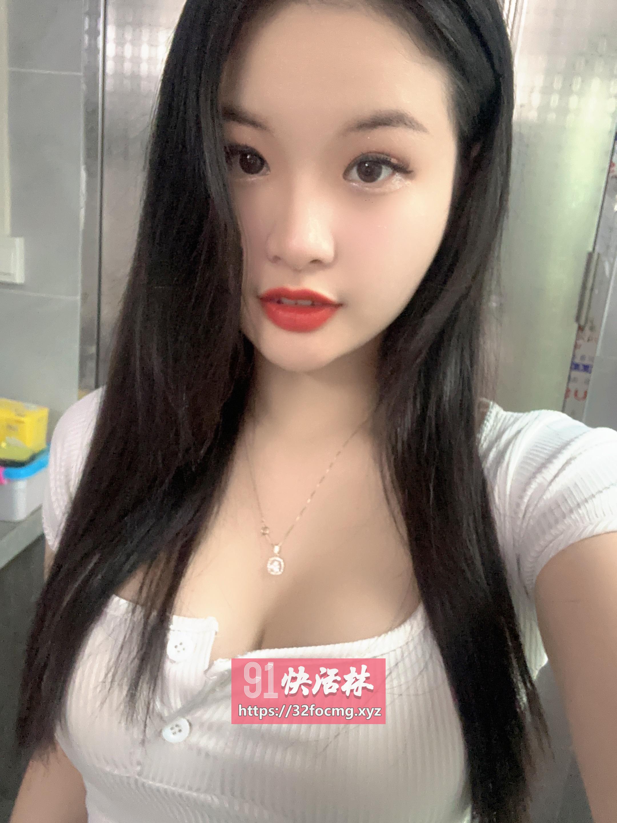 最美白虎粉嫩小迷妹