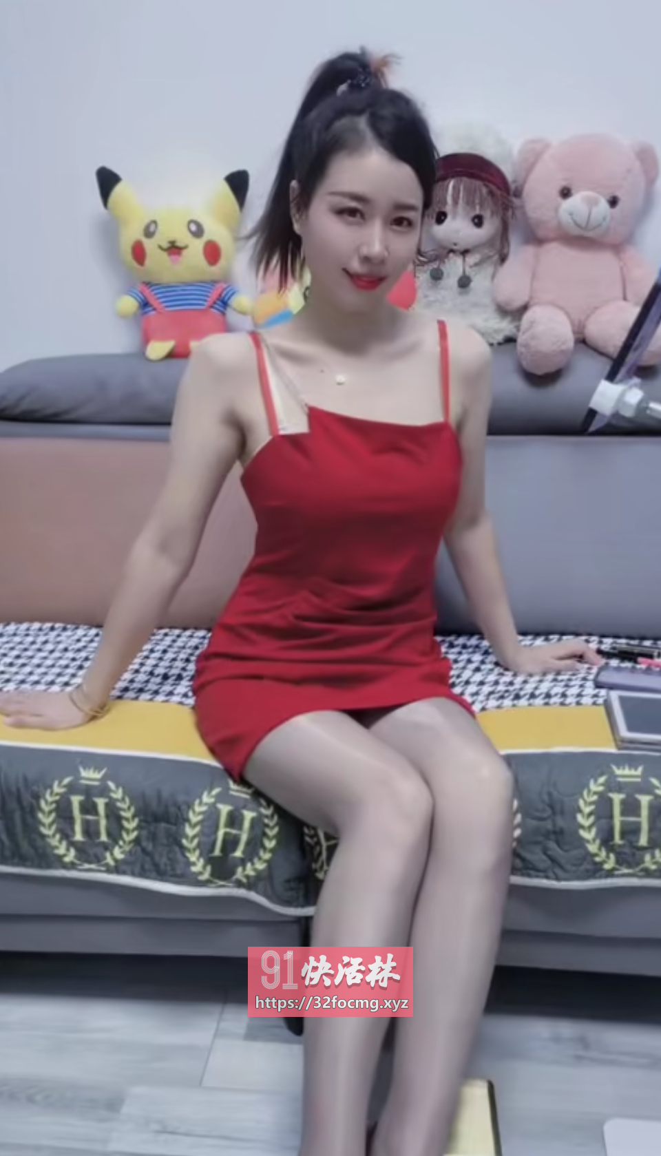 雨花丰满性感风骚女神