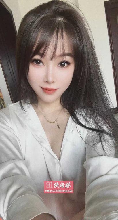 朝阳性感气质小骚妹