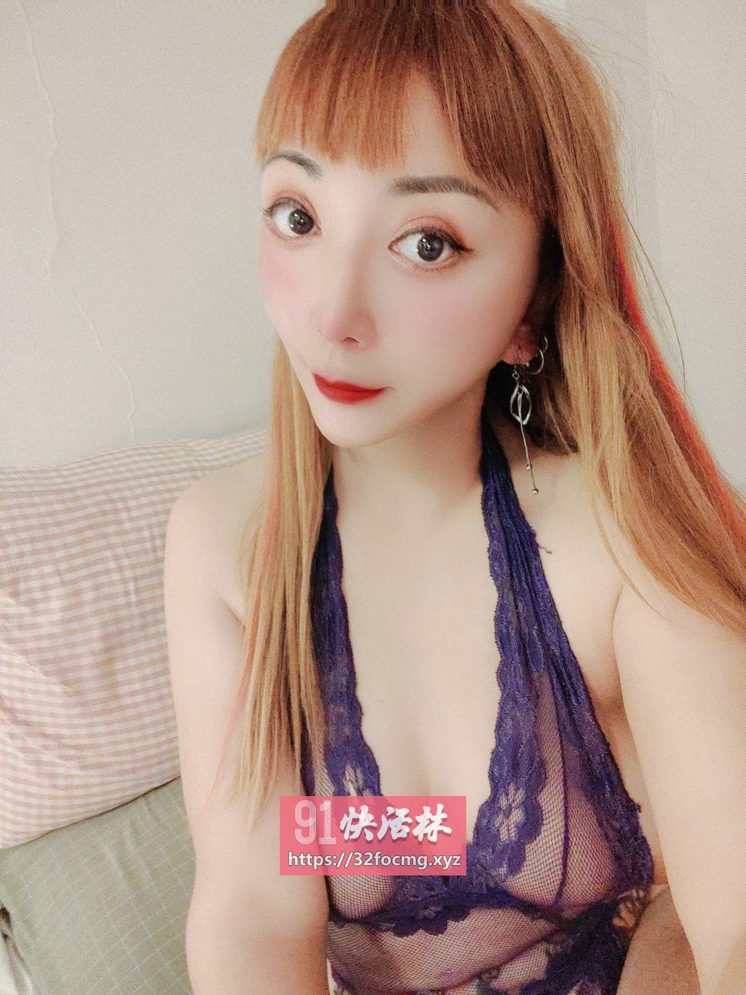 大胸少妇