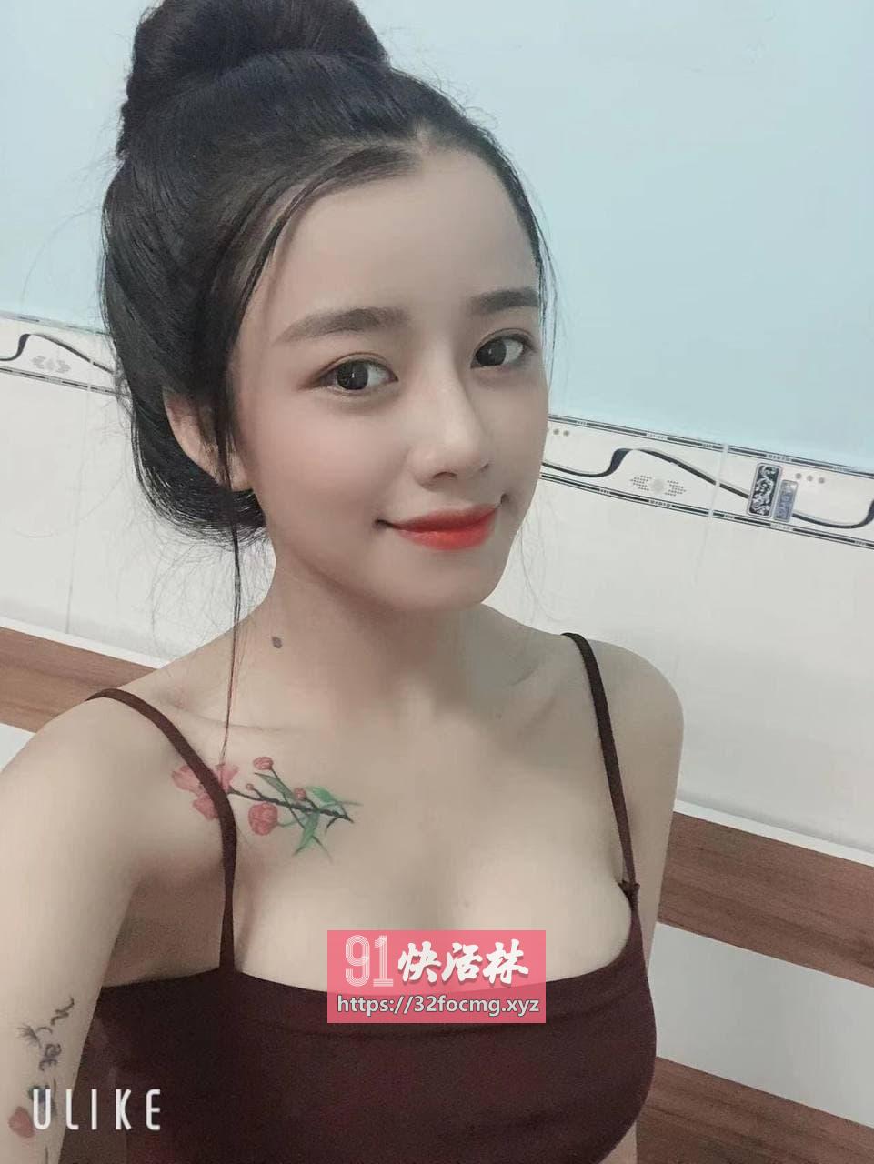 刚下海翘臀嫩妹高潮会喷