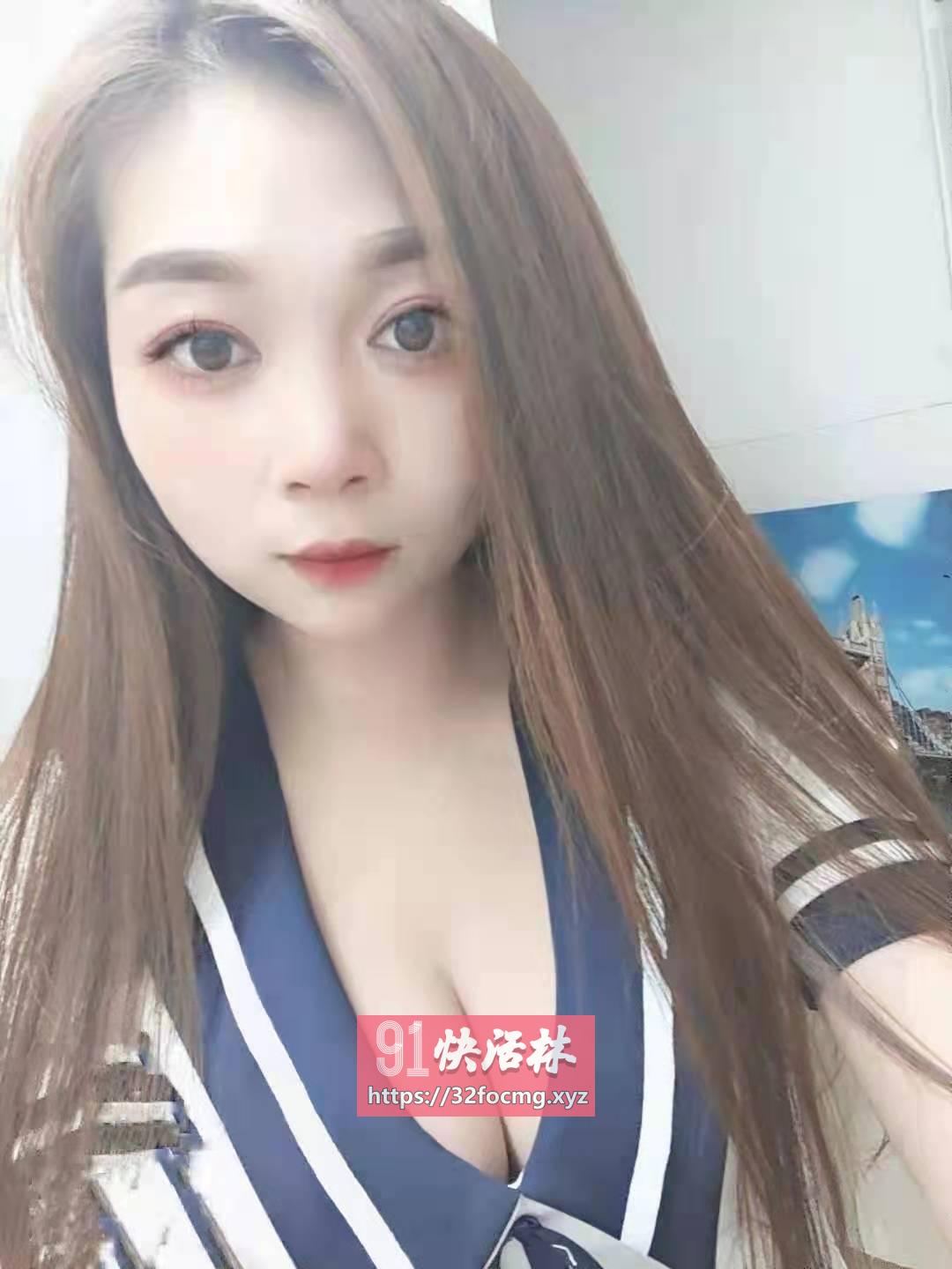 服务还不错的性感少妇