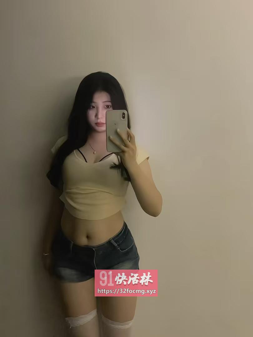 骚货年轻小妹