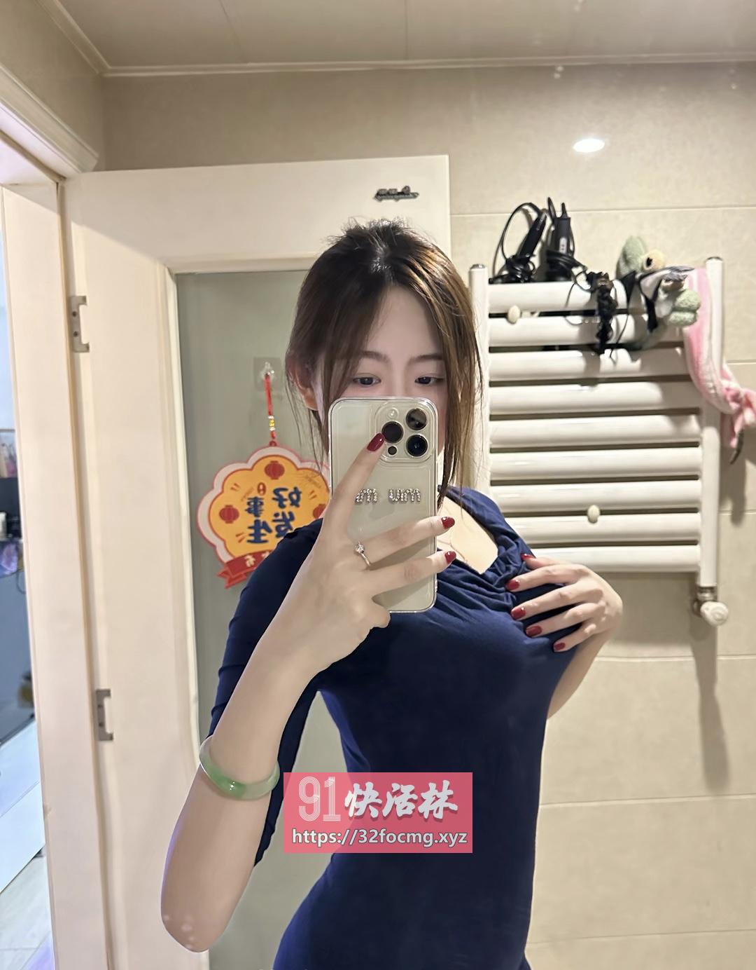 浦东制服御姐洛儿
