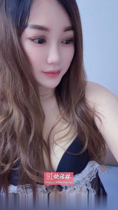 雄安新区巨臀嫩妹