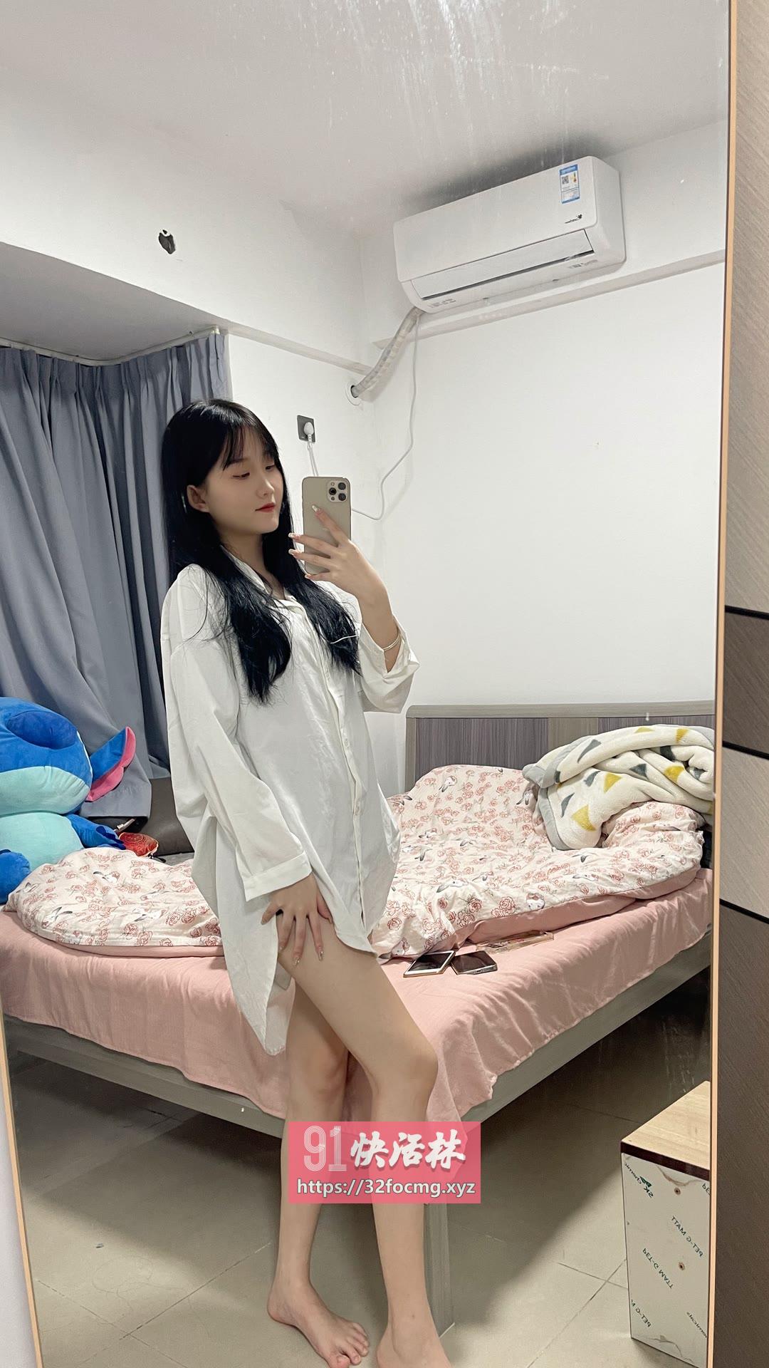 反差妹妹粉嫩逼嫩嘲喷