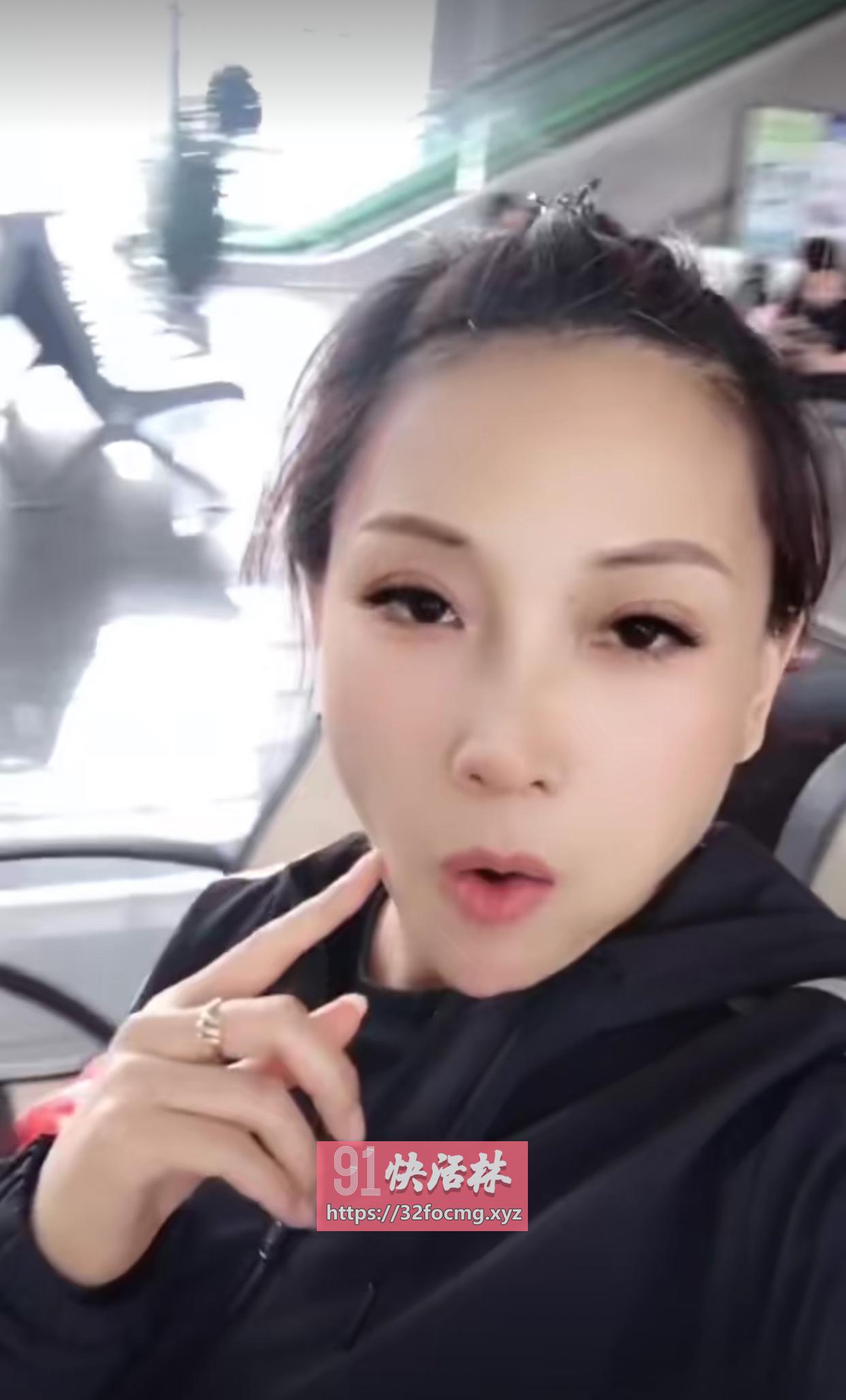 随时等待的泻火少妇