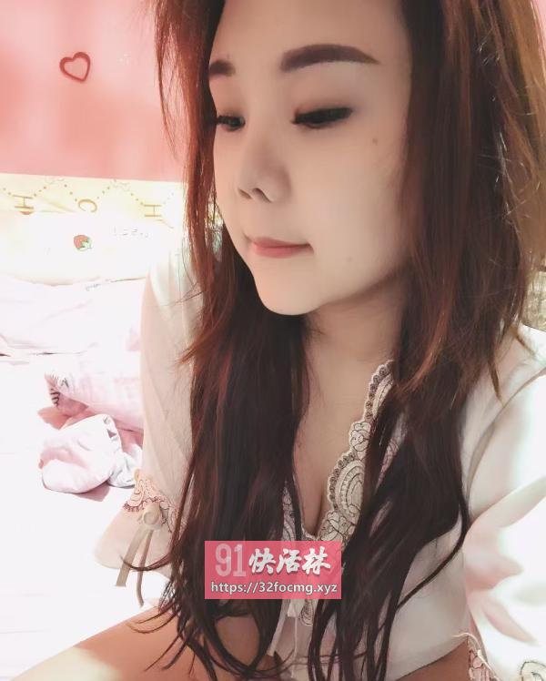 高颜值乖巧的妹妹