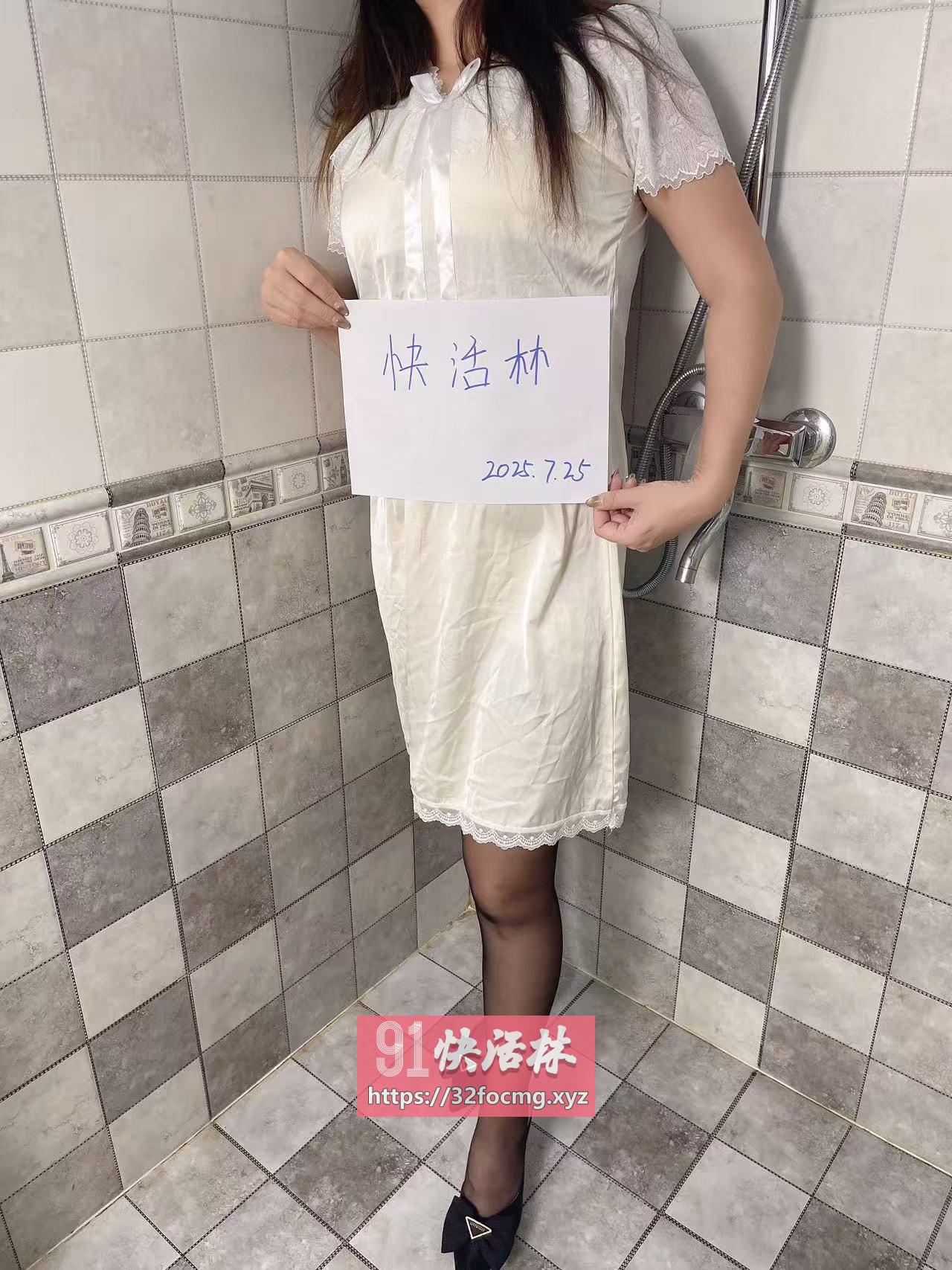 极品淫荡黑丝熟女