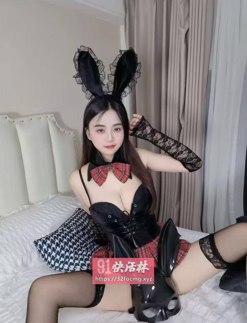 高颜值服务系各种制服小骚逼