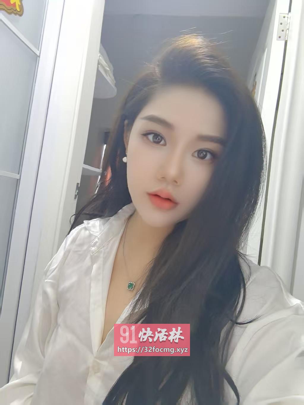 贴心女友服务可可