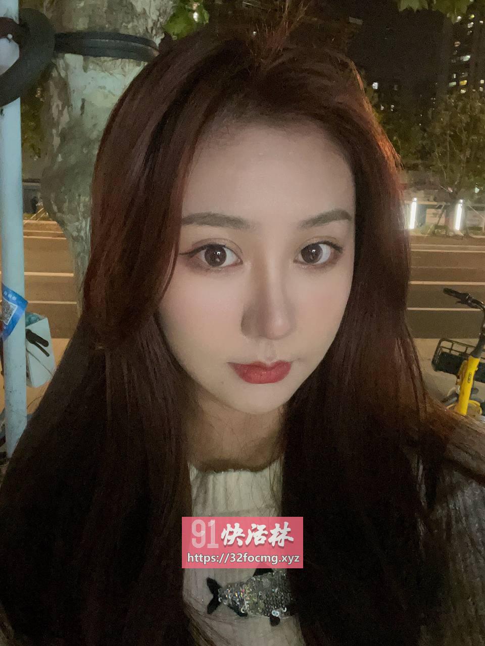制服诱惑骚姐姐