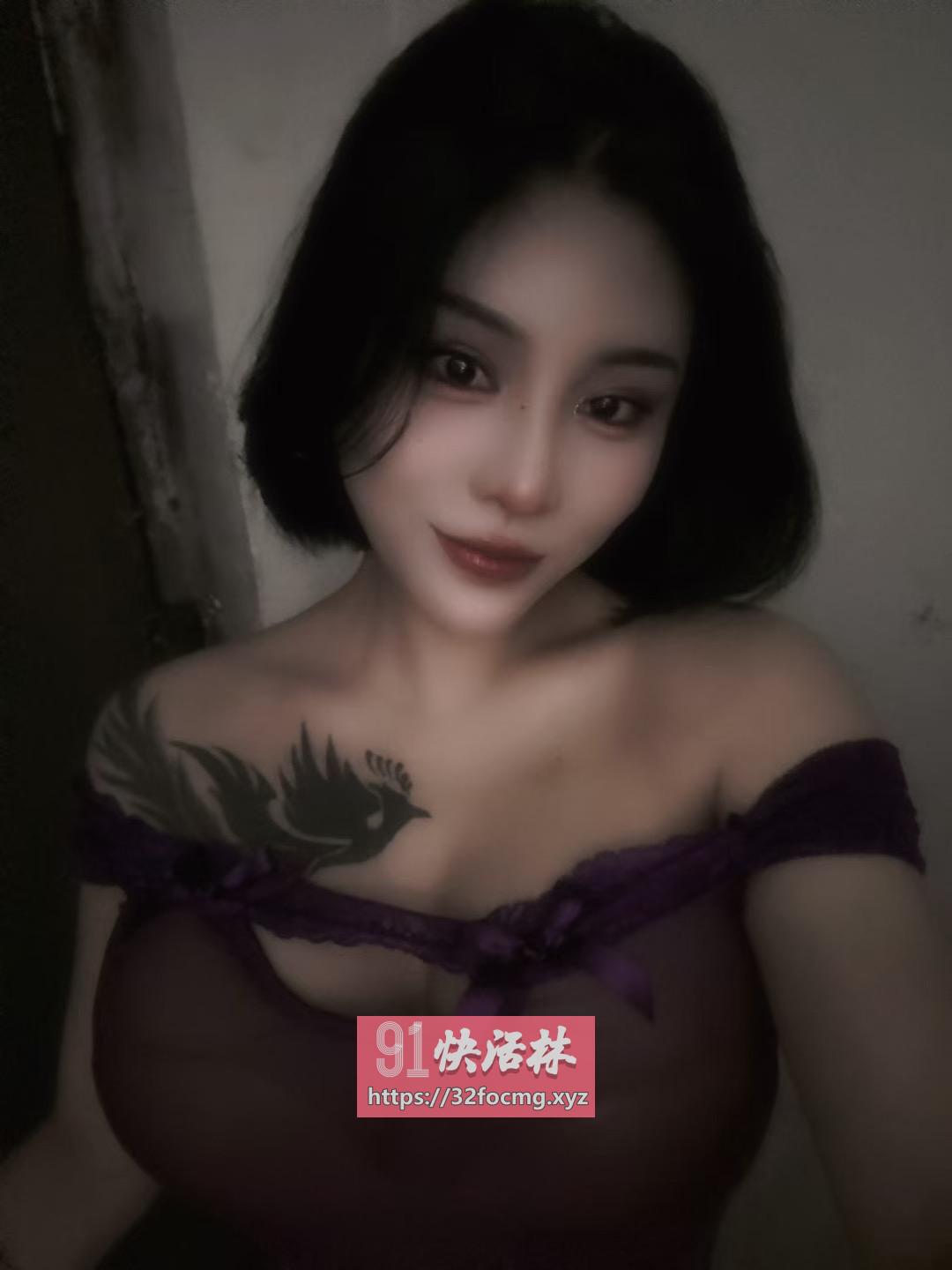 性感短发女神