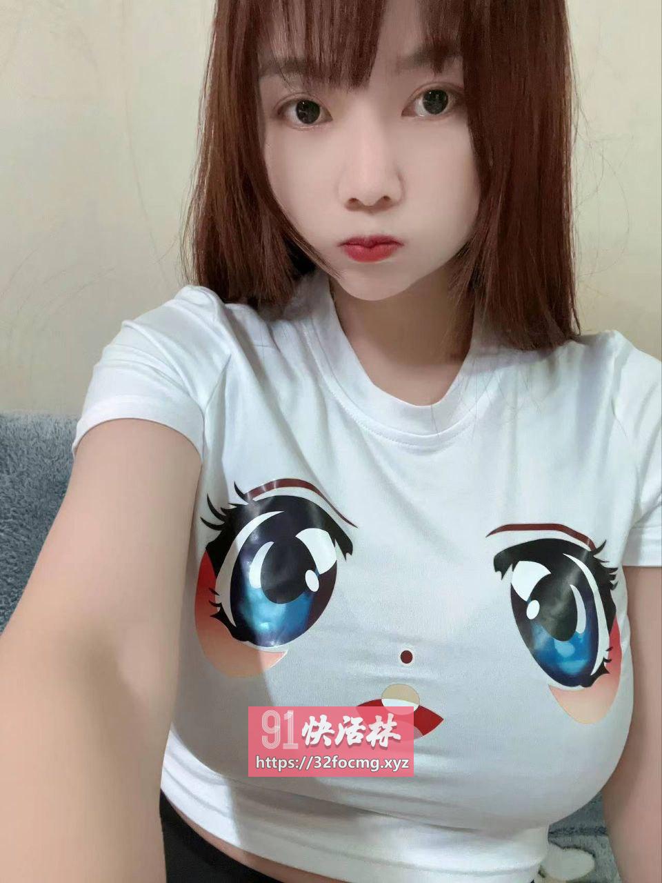 江宁童颜巨乳恋恋