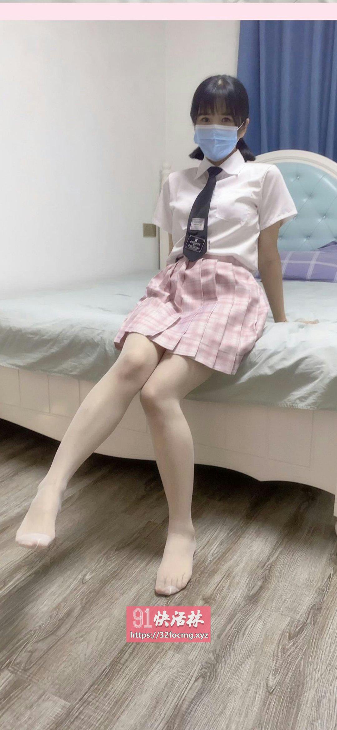 新人小嫩逼水润紧致