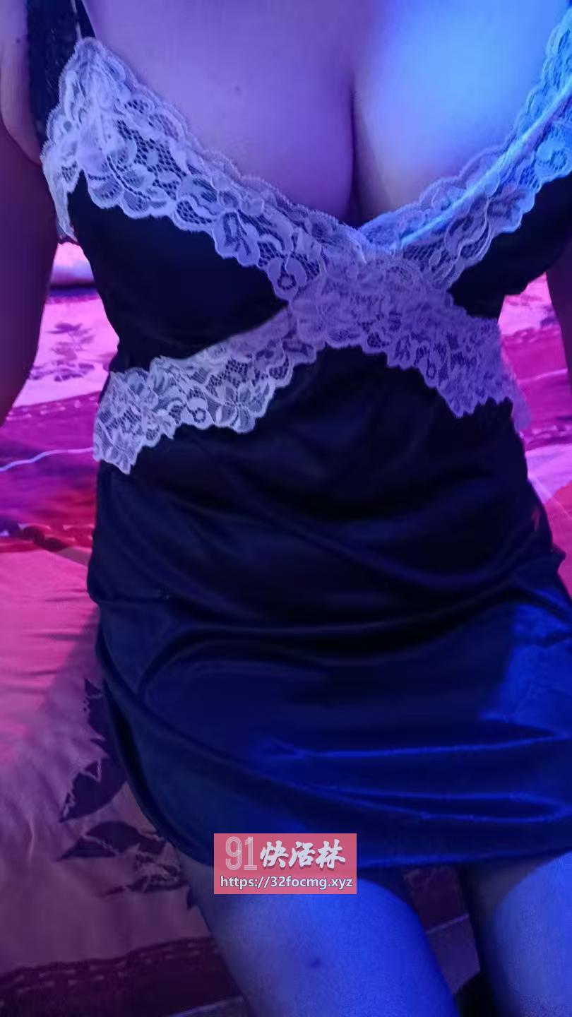 熟女相当有韵味