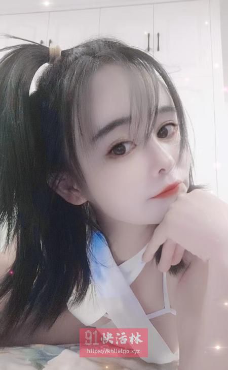 可爱玲珑妹