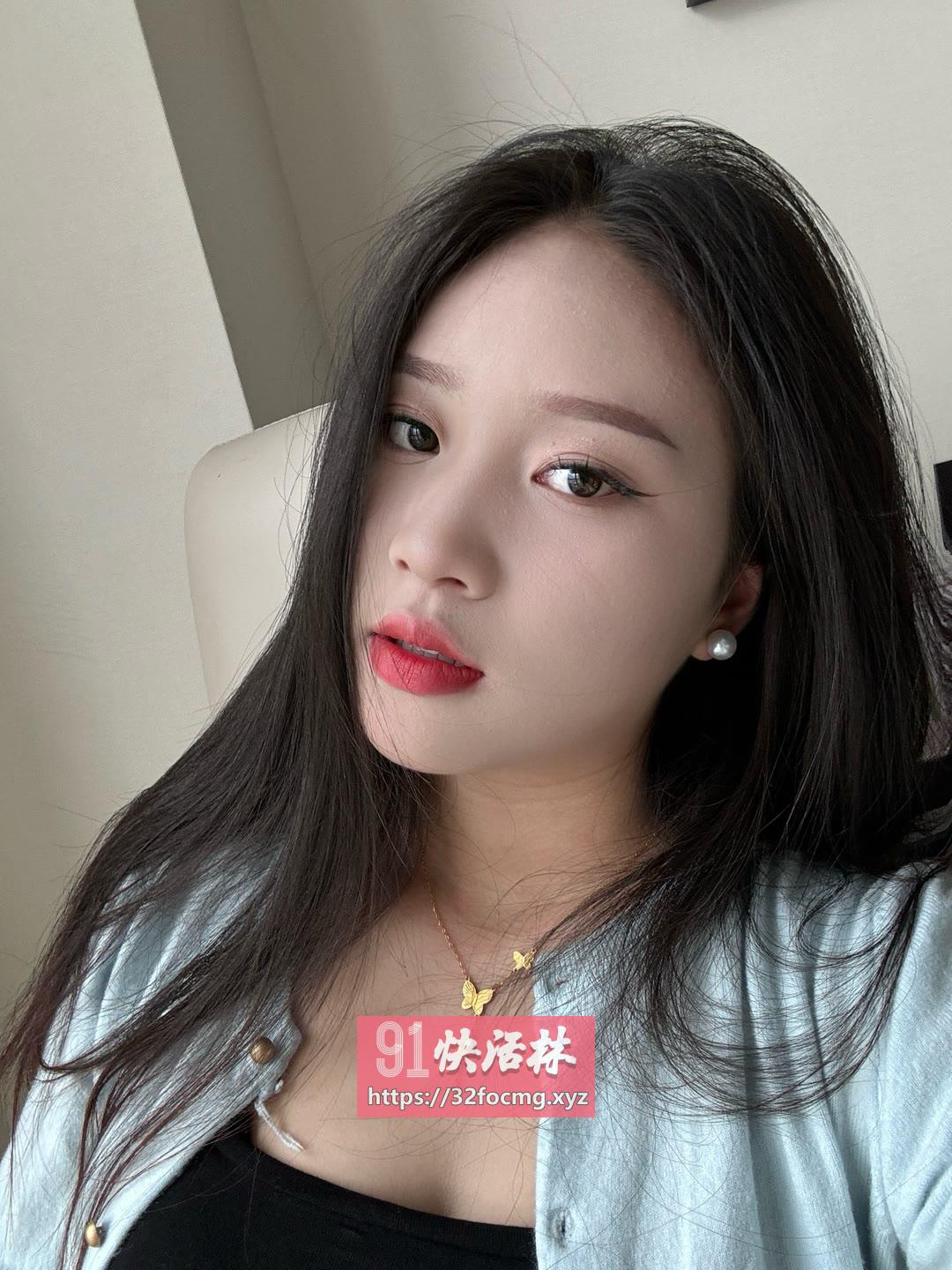 历下叫声迷人耐操迷人嫩妹，不催人