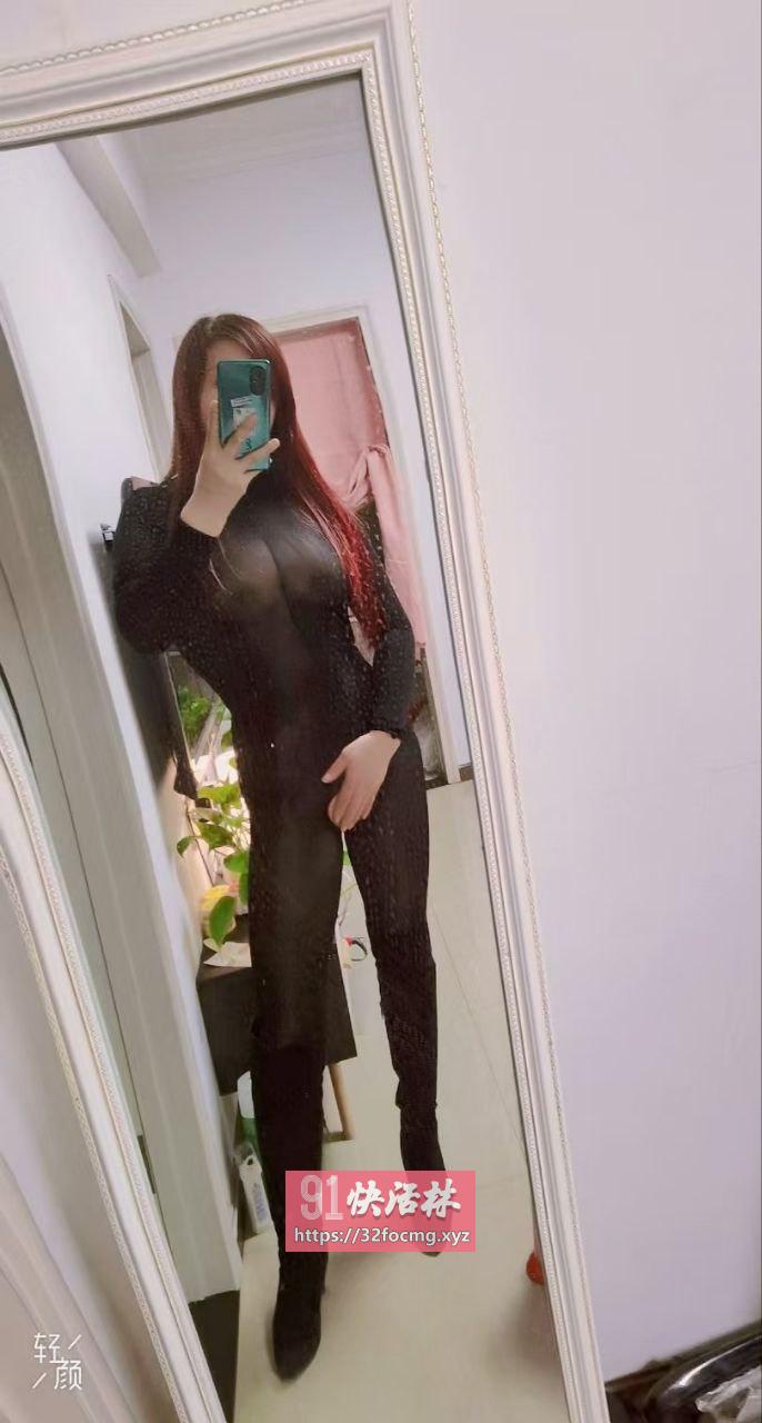 体验性感御姐妮妮