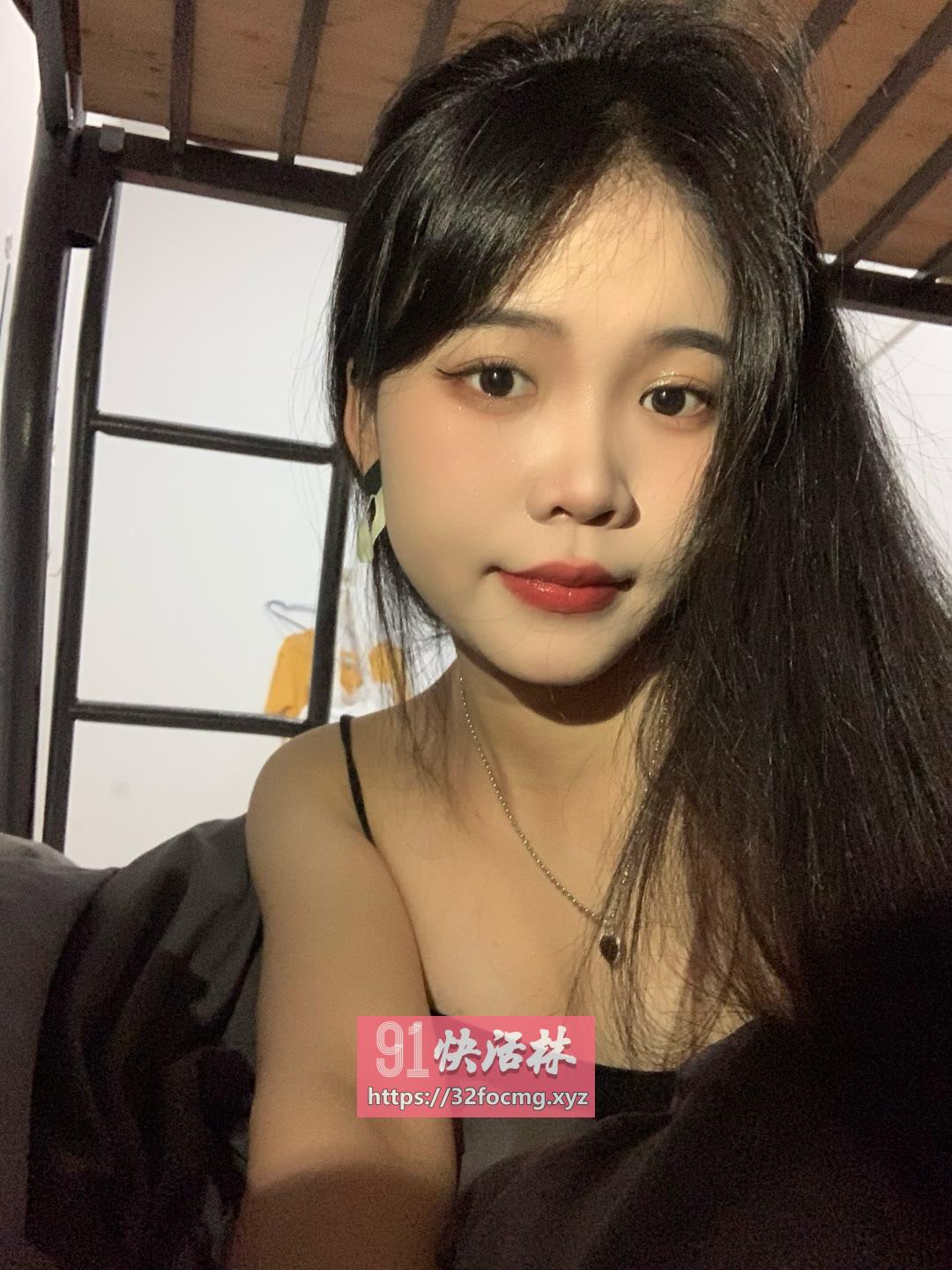 妙龄粉嫩少女会舔爱操