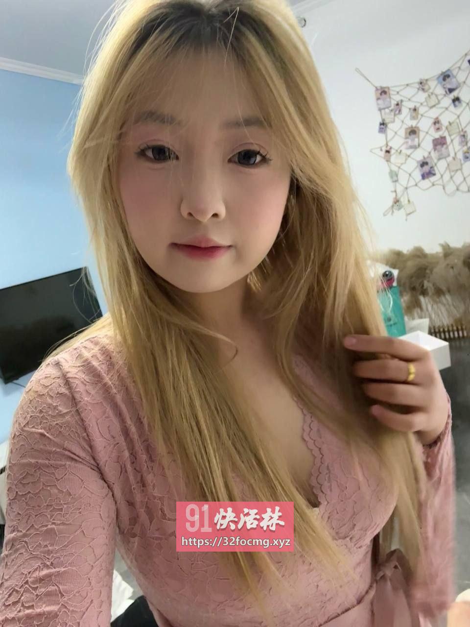外纯内骚的嫩妹身材超好很热情！！