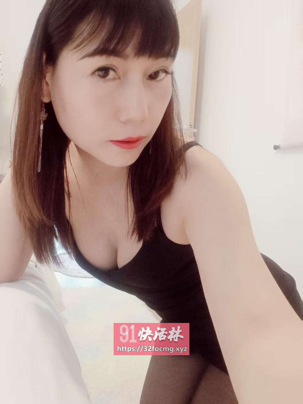 风韵犹存少妇
