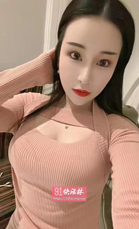 妩媚诱人美女御姐小布
