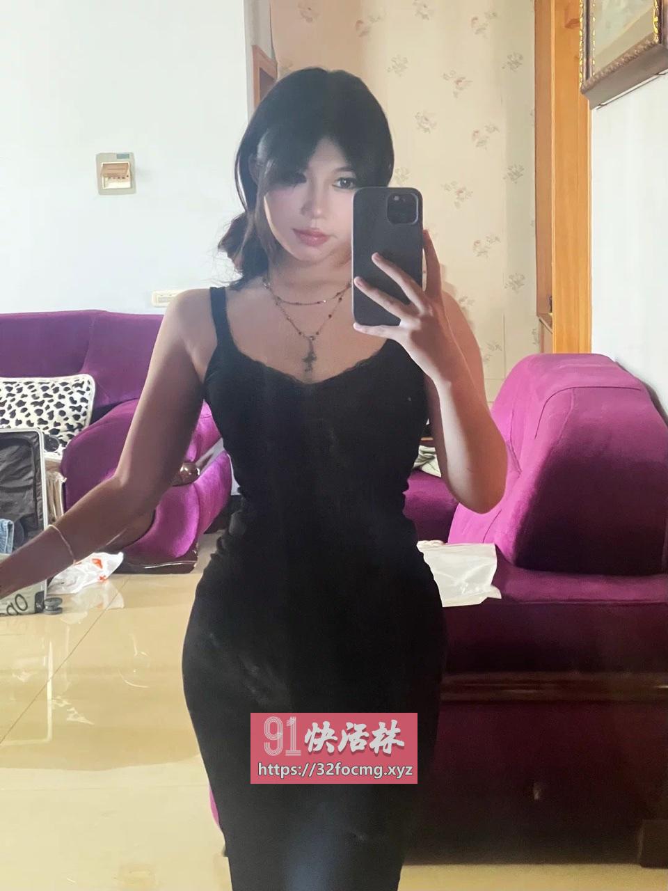 保定美女穴紧水多一碰就湿