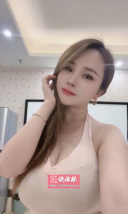 高颜美乳会吸会喷