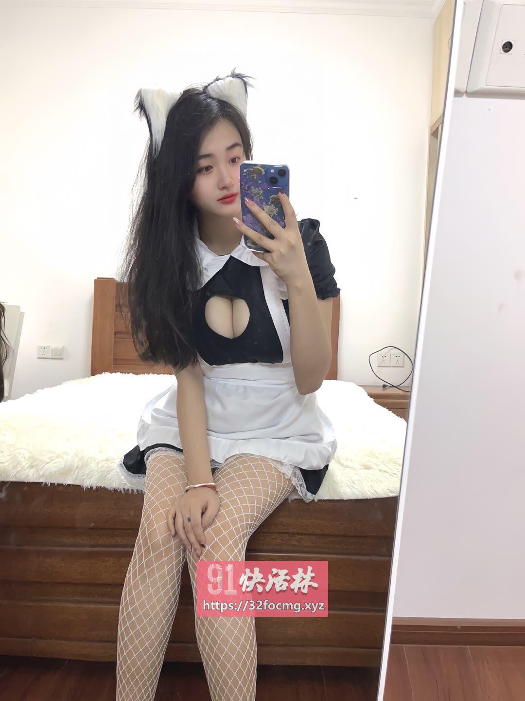 制服诱惑骚妹水多