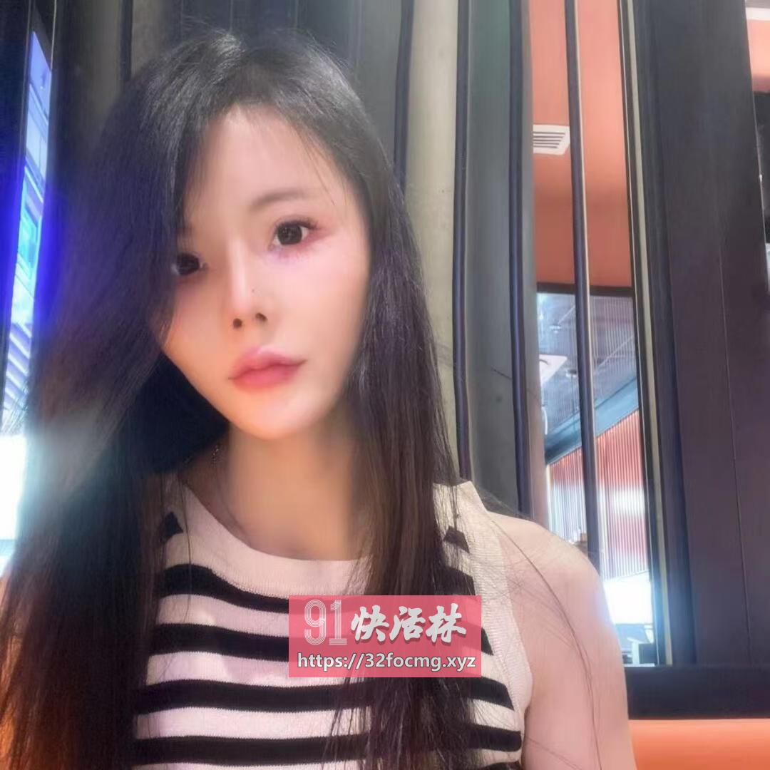 桂林大长腿少妇
