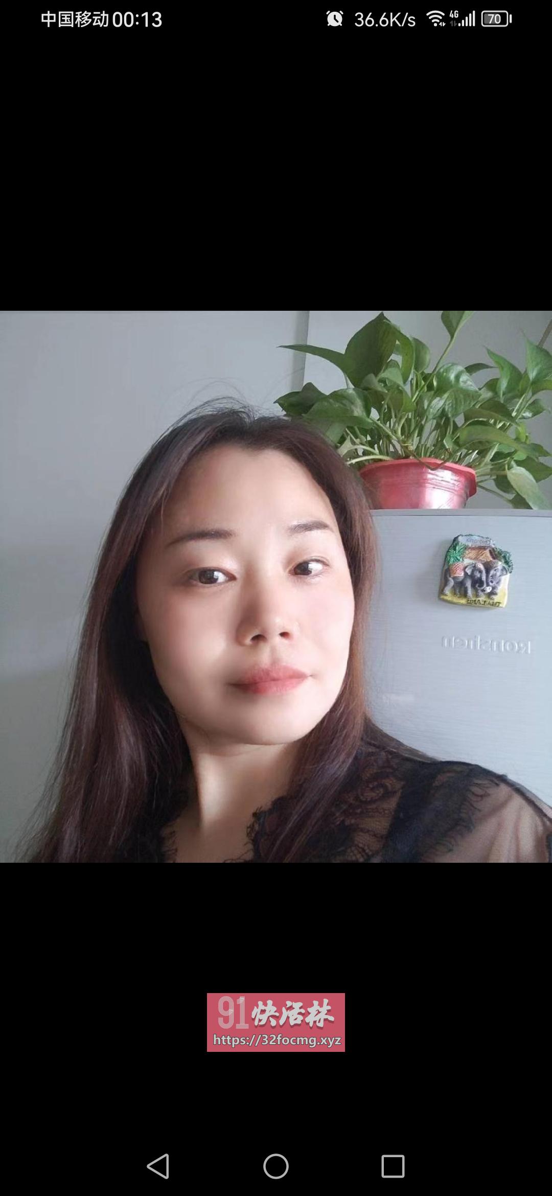 树木岭地铁站三通少妇