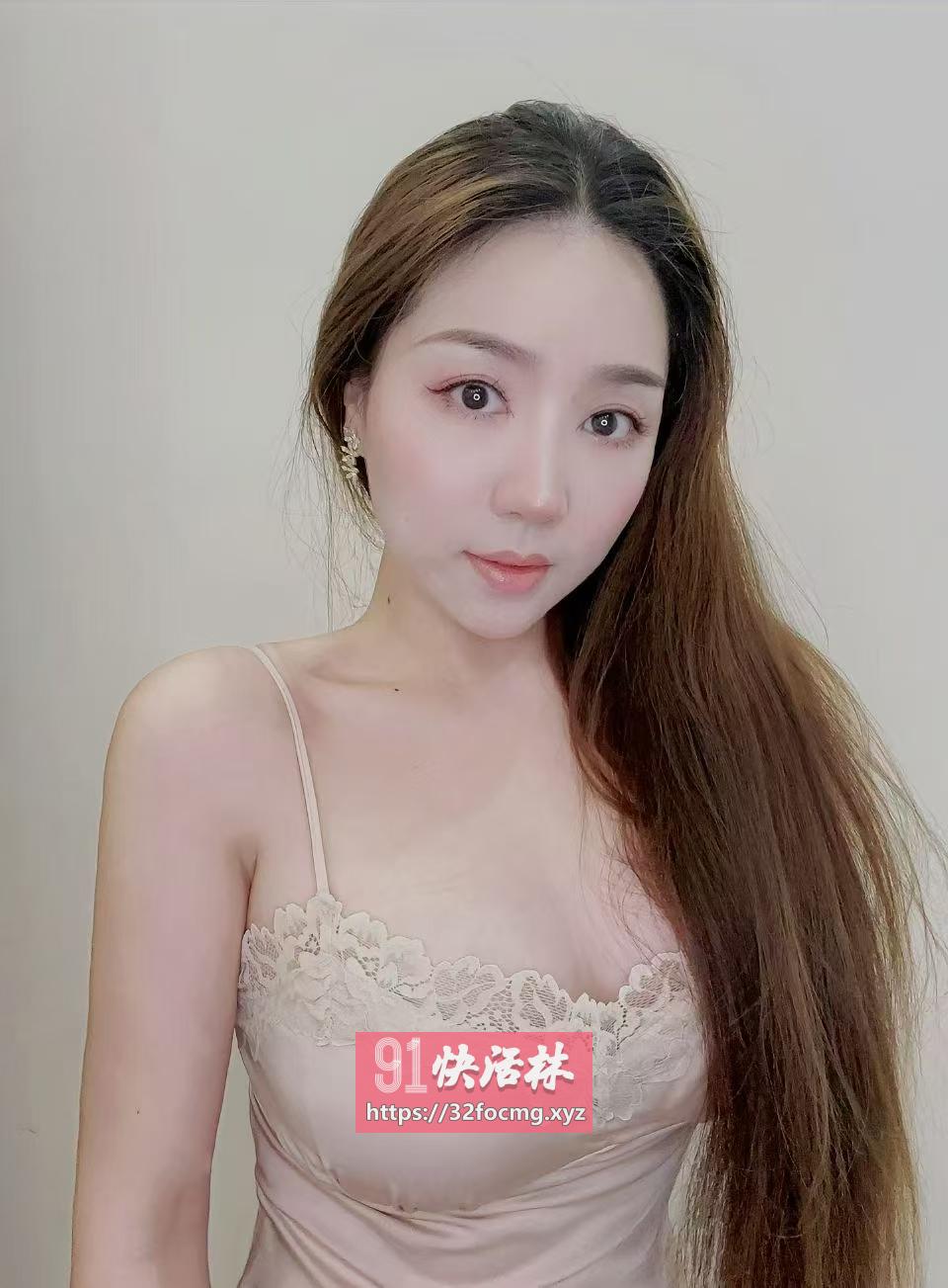 宝山性感骚货身材火辣服务很棒