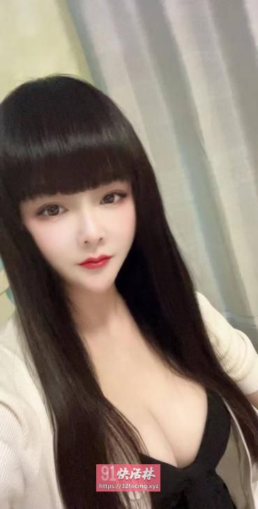 建邺骚妇晓玥