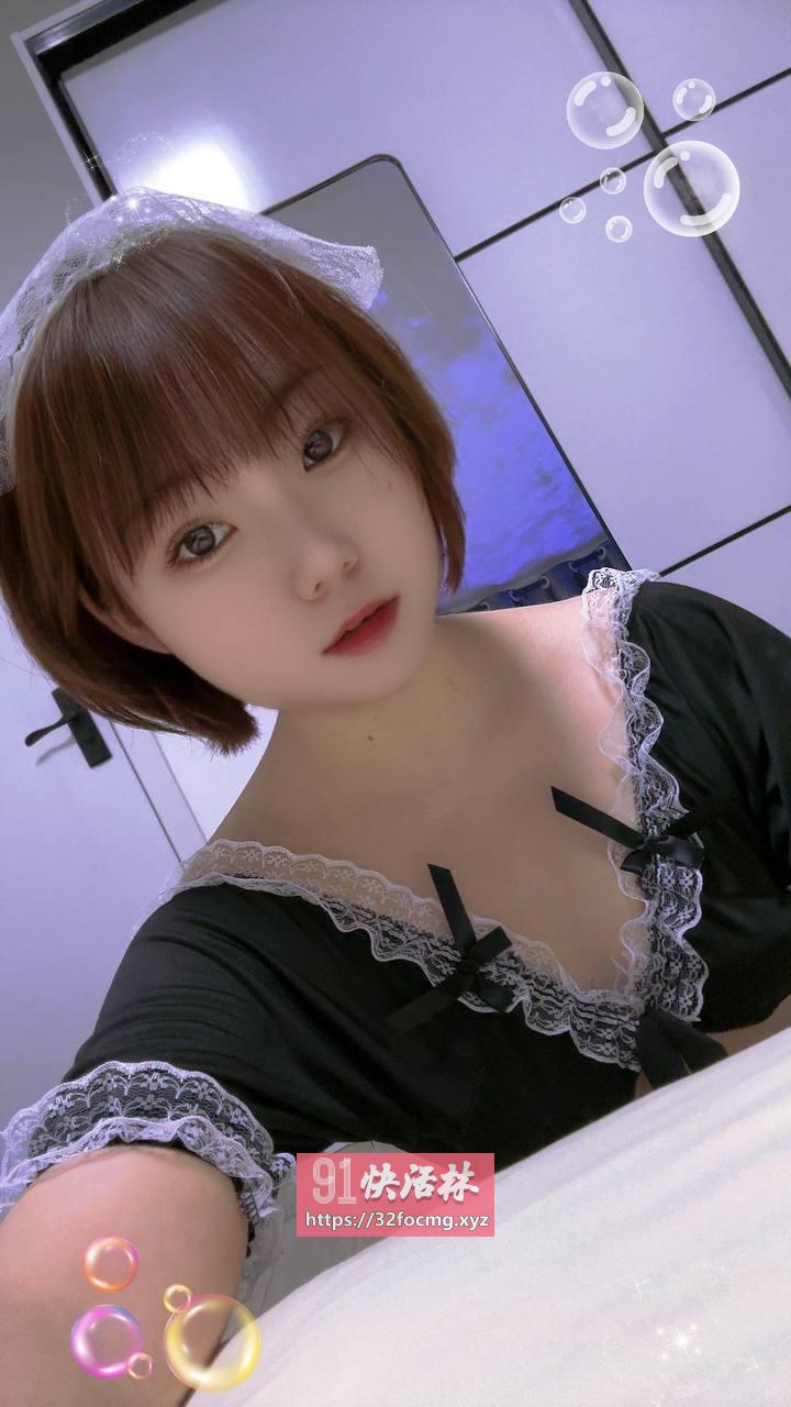 南山白皙多汁嫩女