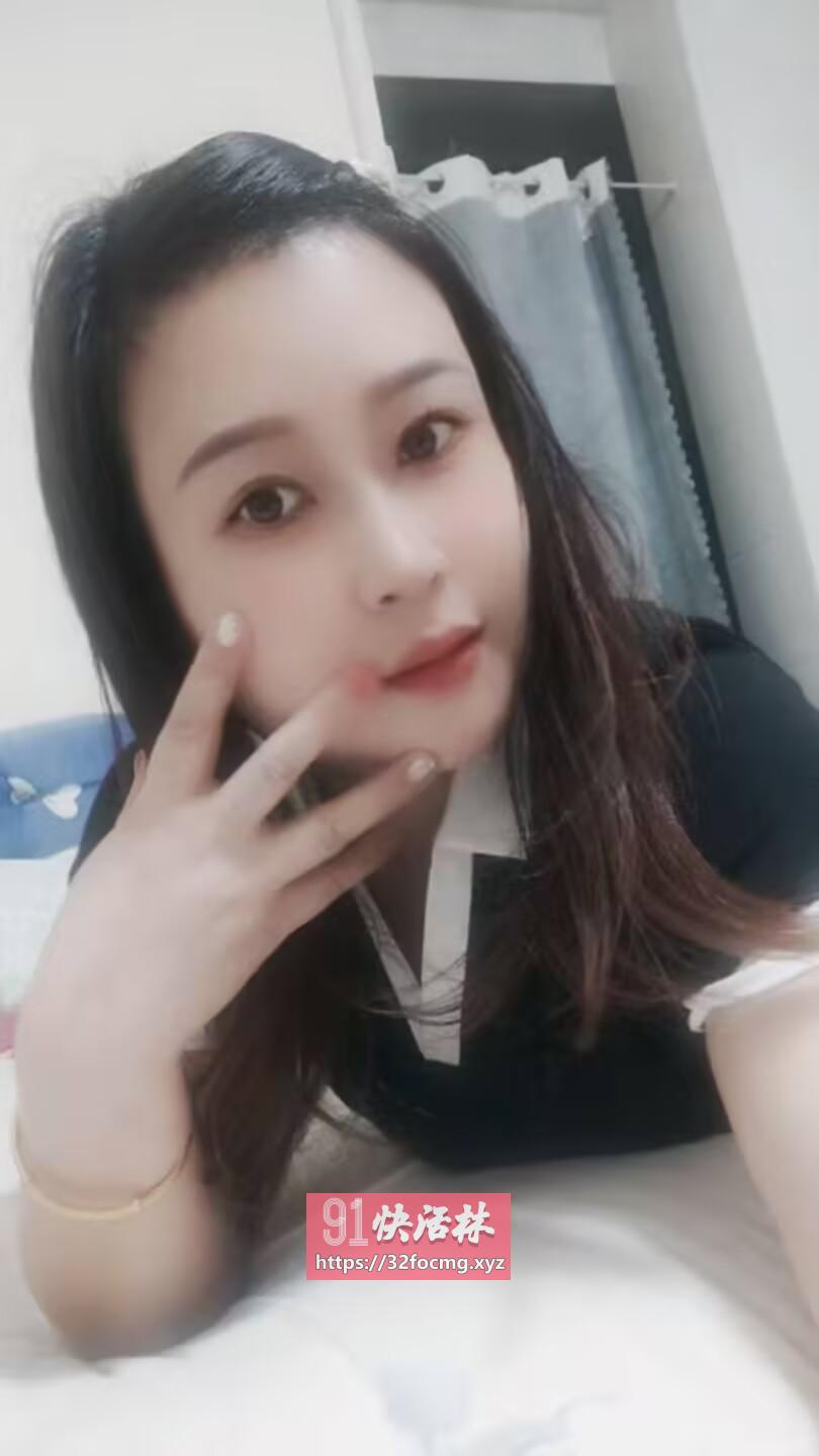 微胖丰满大奶少妇
