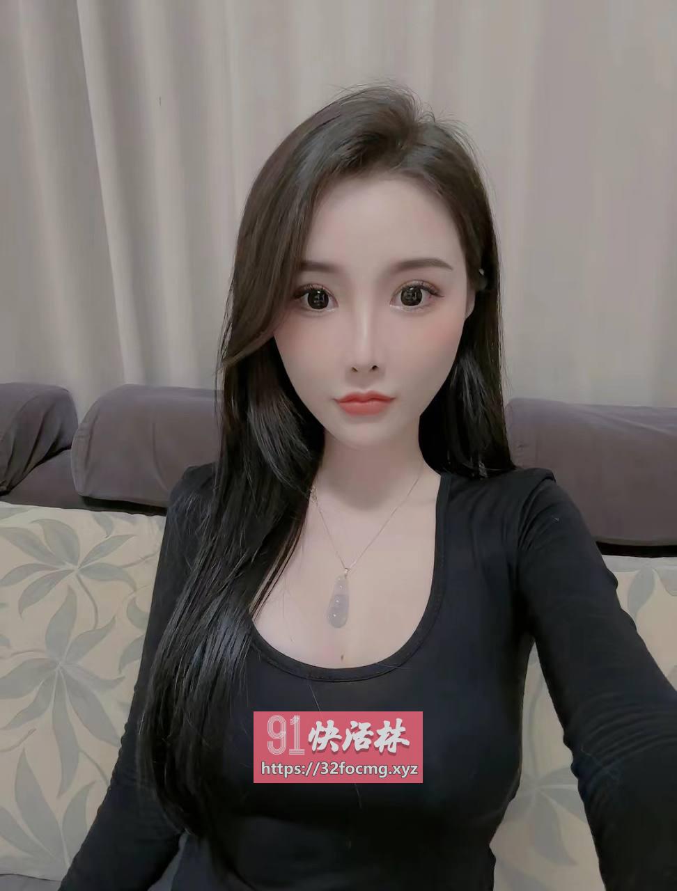 南开精致时尚小妹