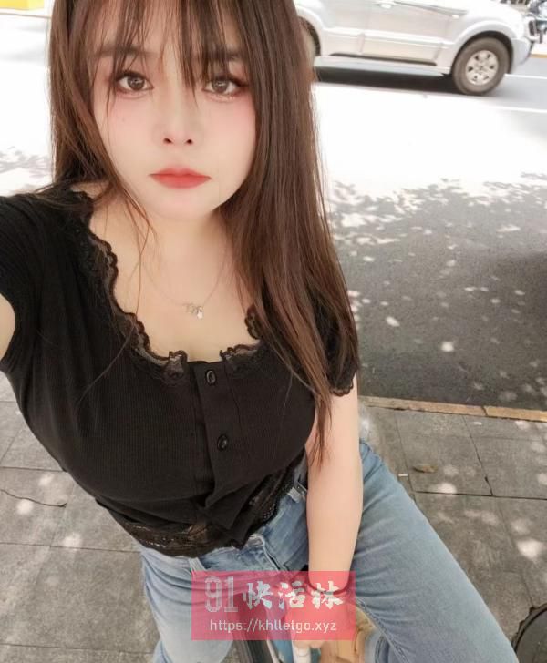 成都e杯美少妇