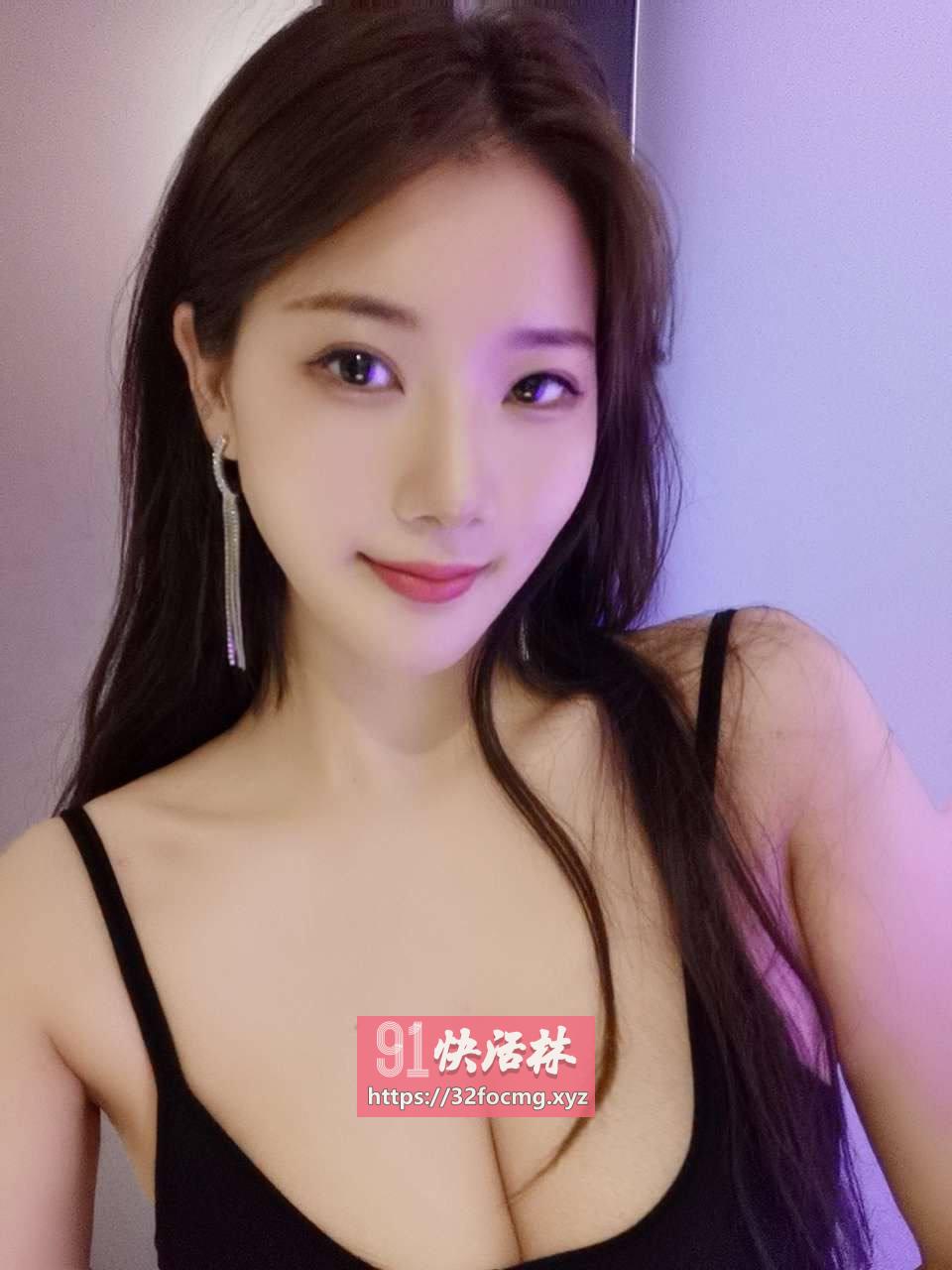 闵行区骚浪瑜伽荡妇会喷会夹