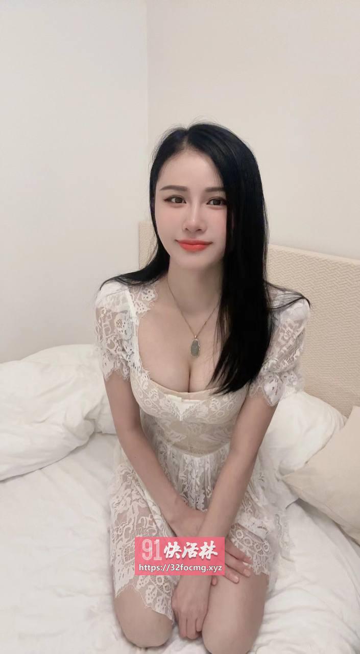 白嫩风骚大奶妹