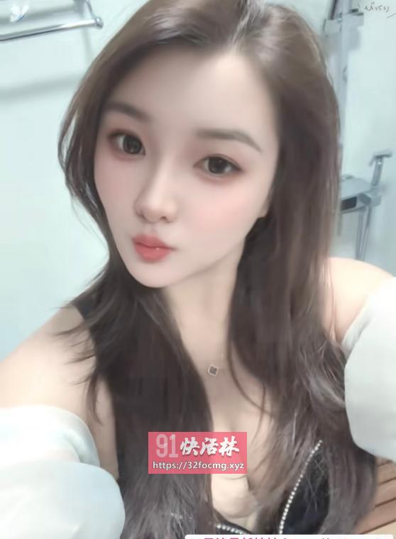 桃子美甲师