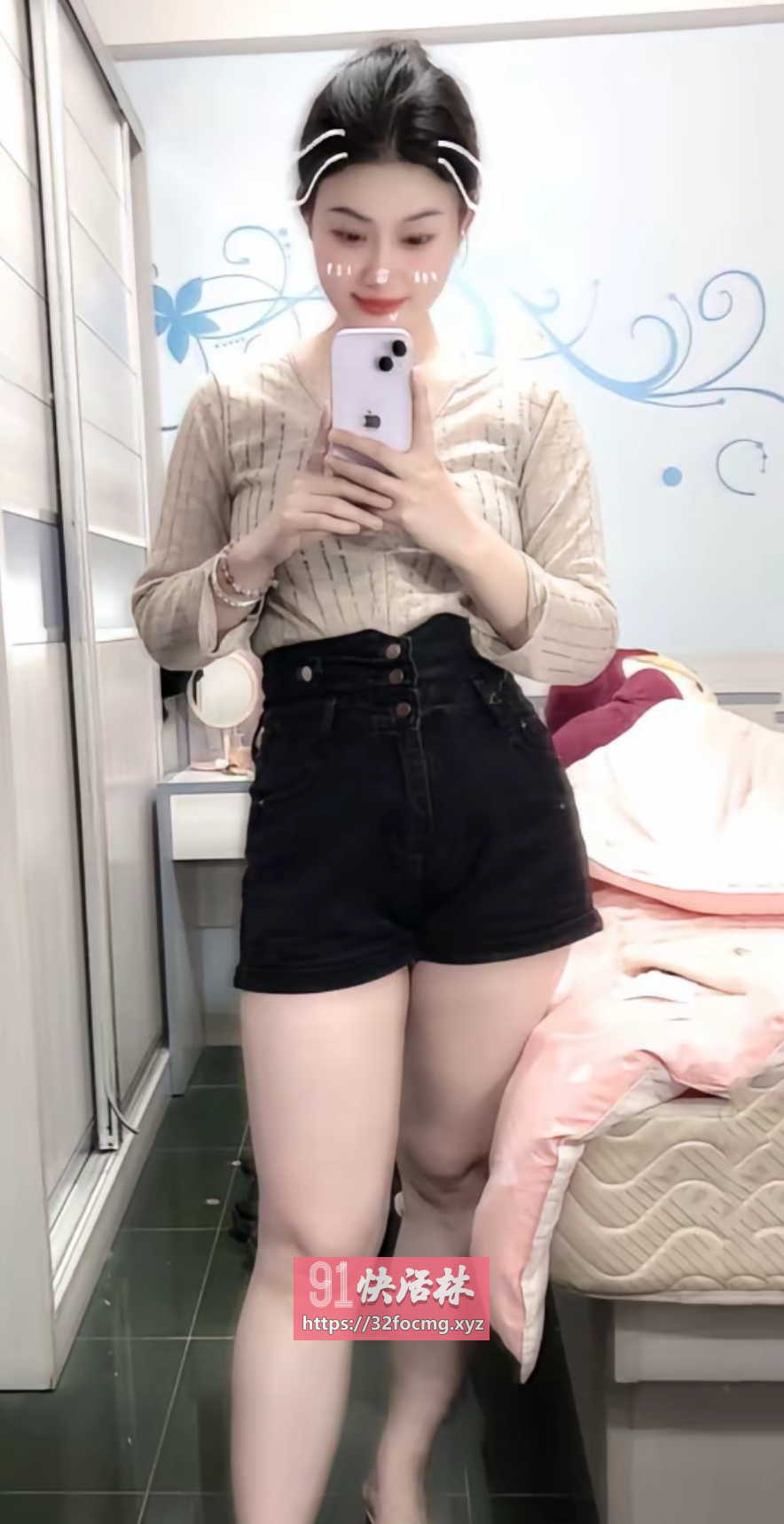 漂亮乖巧听话理想型女友
