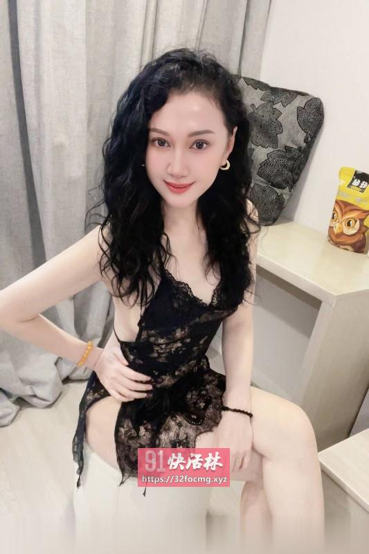 服务系骚妹白兔