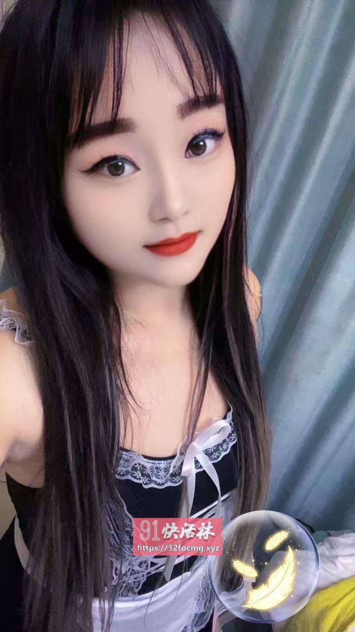肤白貌美小骚货服务很到位