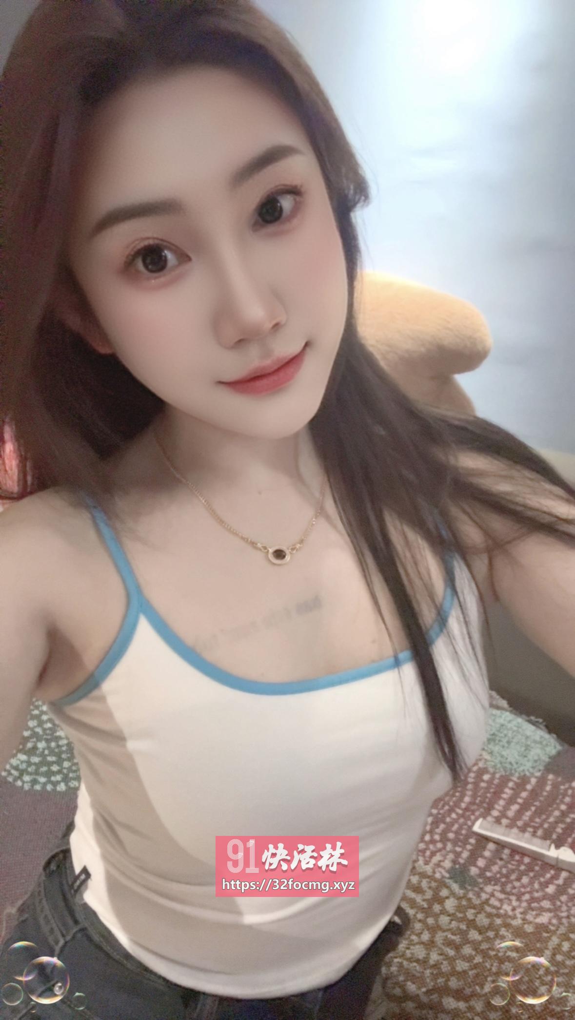 嫖到大奶纯欲妹子