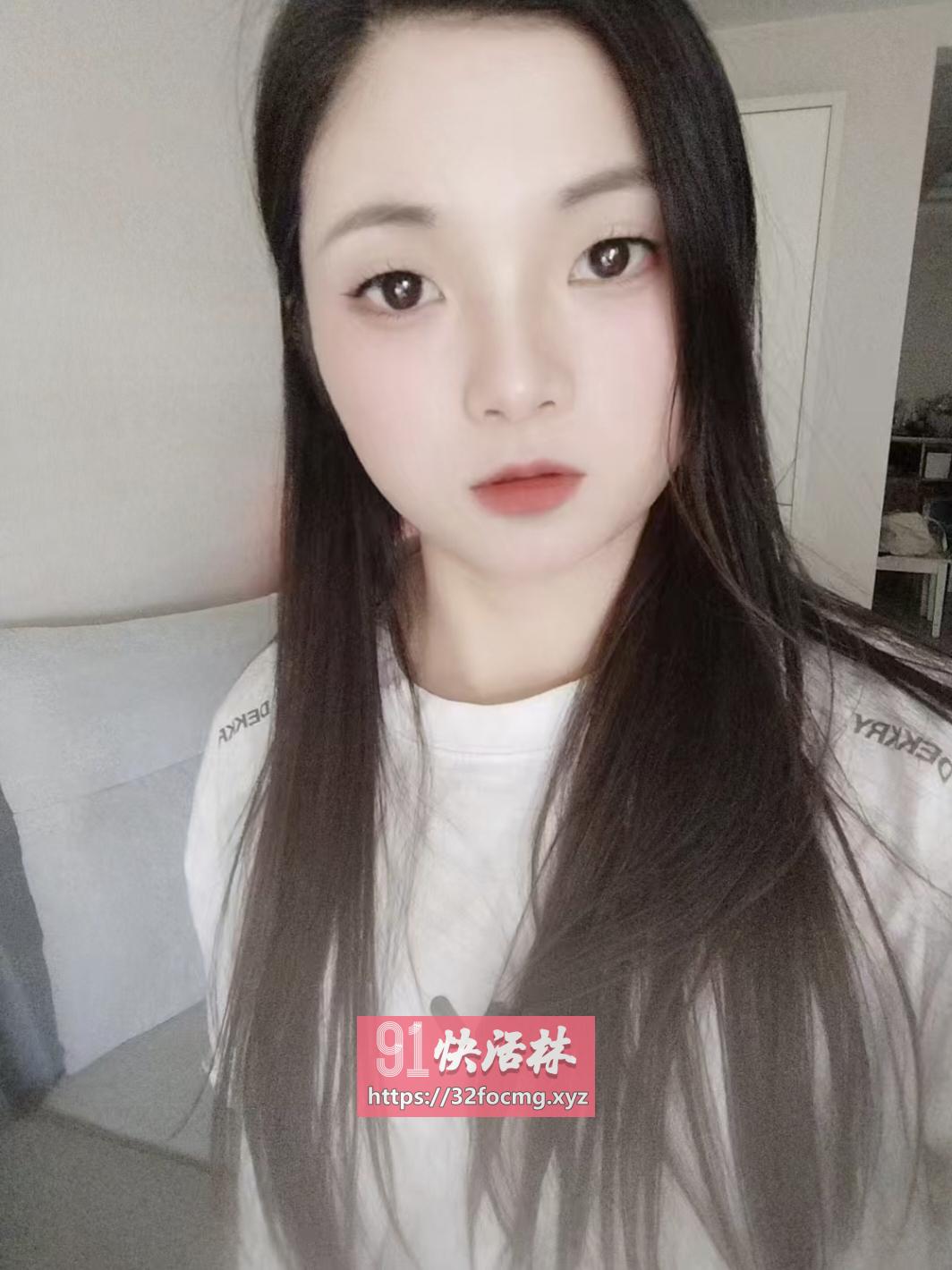 水多活好，素颜嫩妹