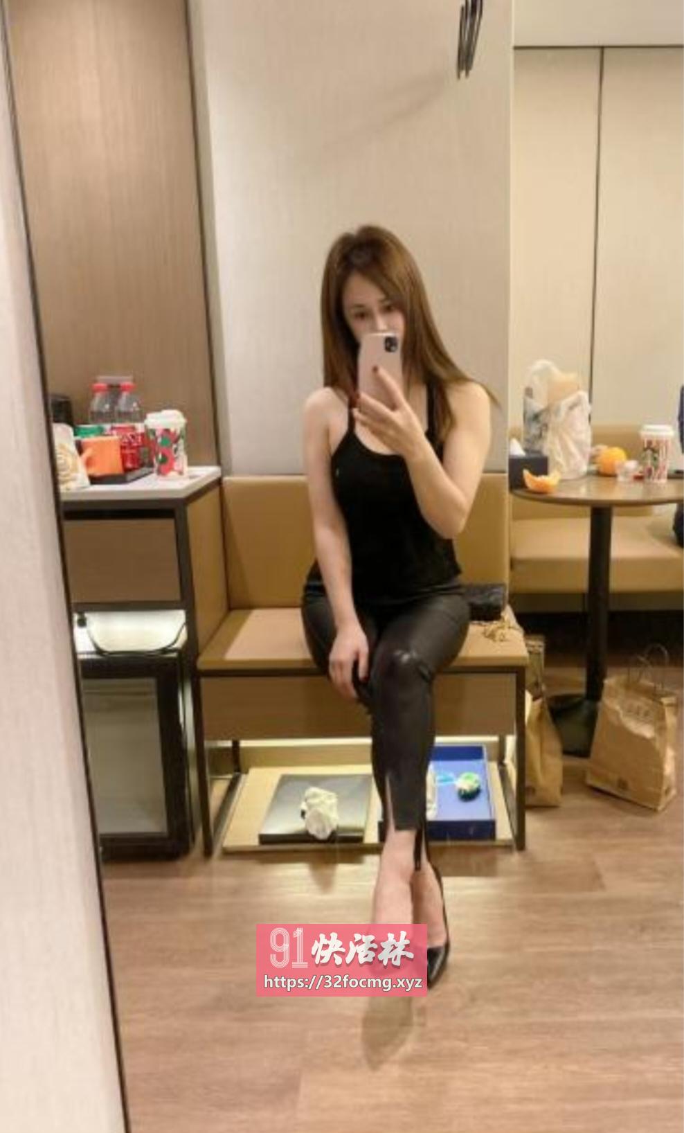 上城性感身材御姐