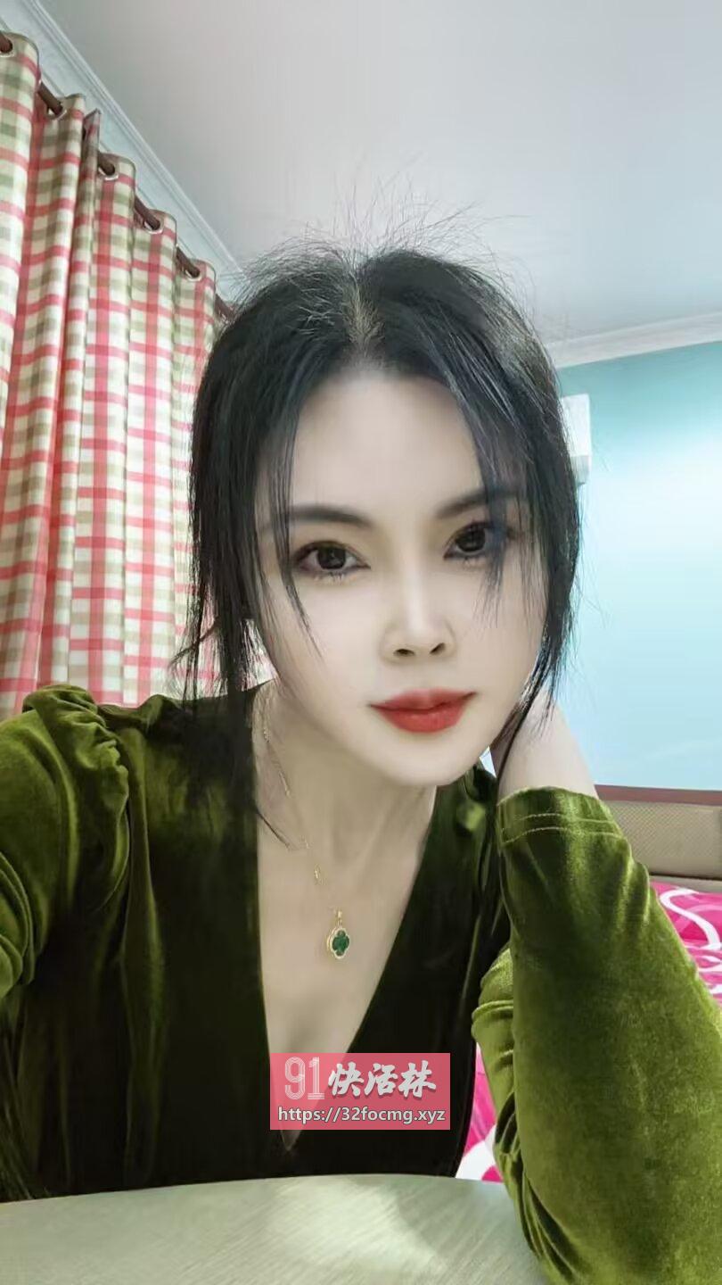 宝龙小姐姐