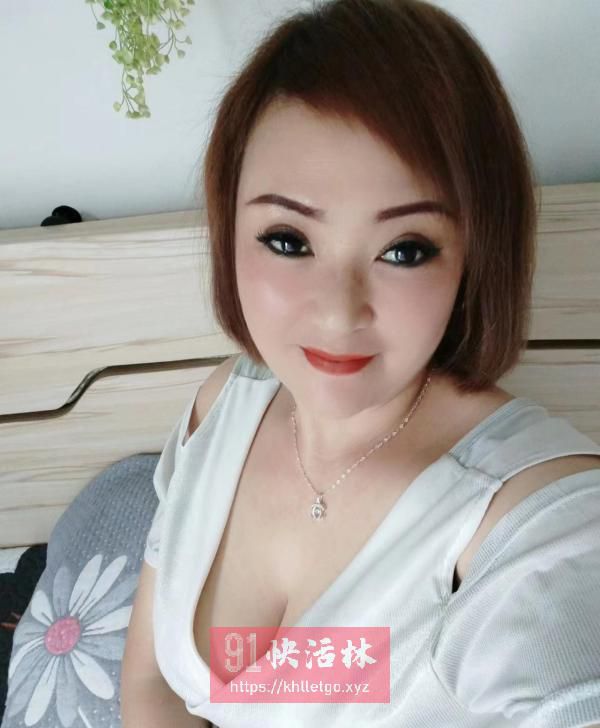 罗湖大啵骚少妇